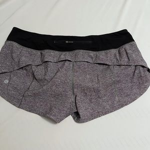 Lululemon Speed Up short size 10 2.5” inseam